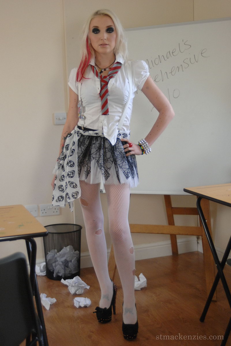Schoolgirl, secretary-001