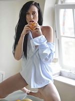 Nude Girls, breakfast-with-fruits_07